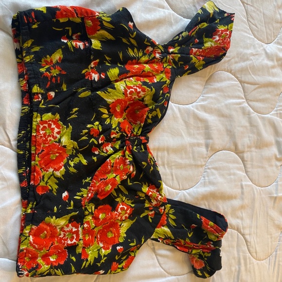 Top - Picture 2 of 3